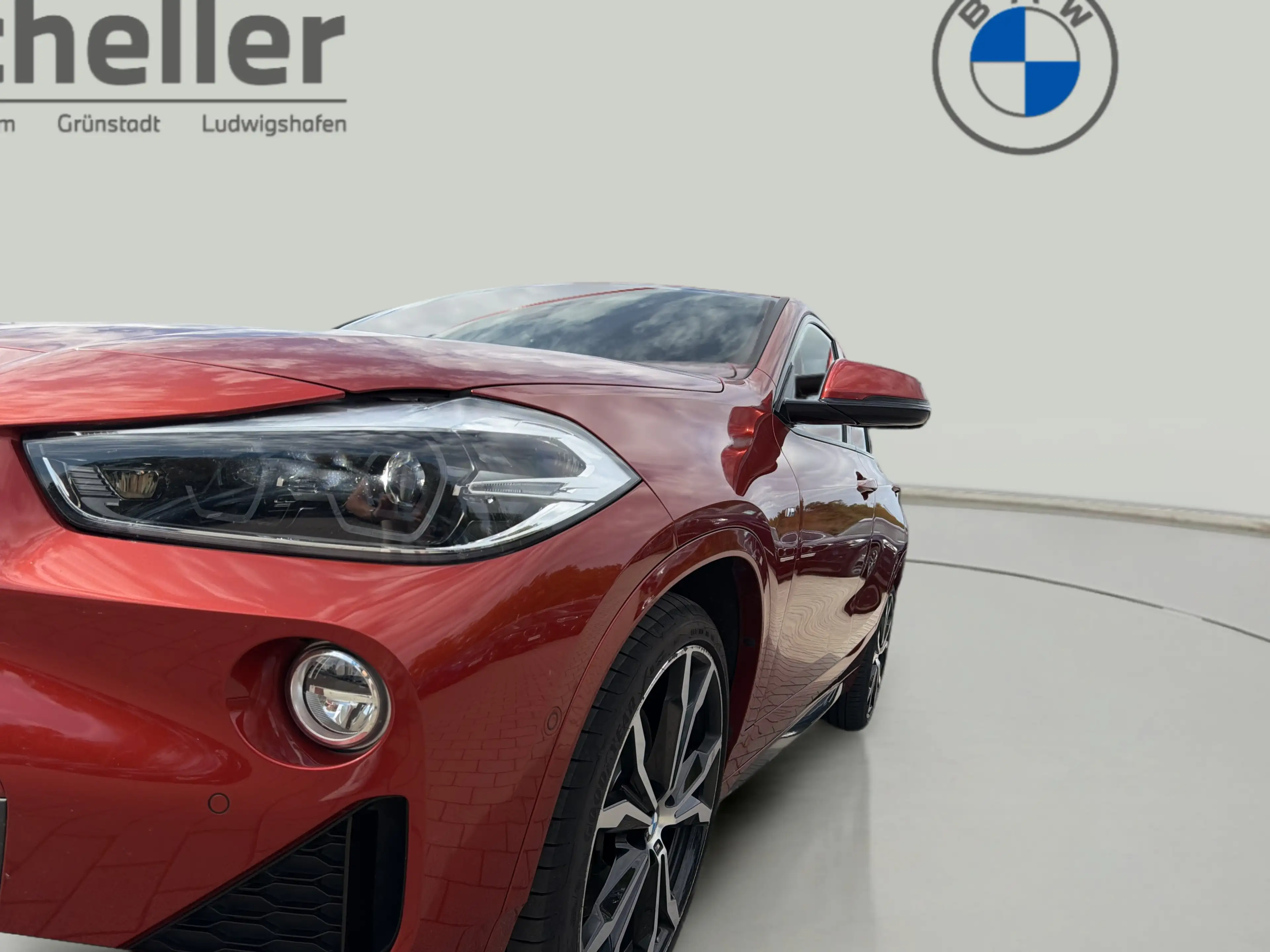 BMW X2 sDrive20i — photo 9