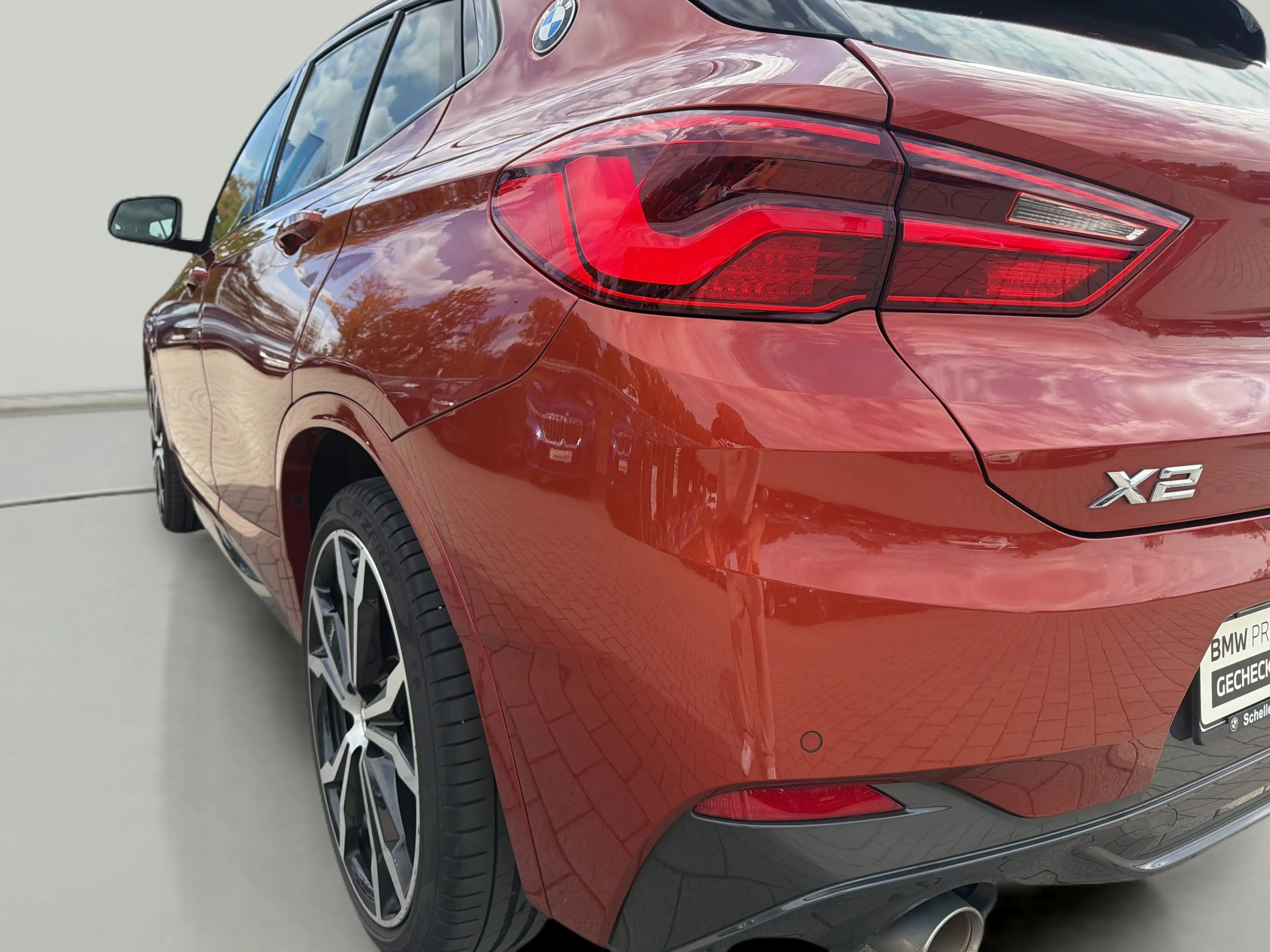 BMW X2 sDrive20i — photo 10