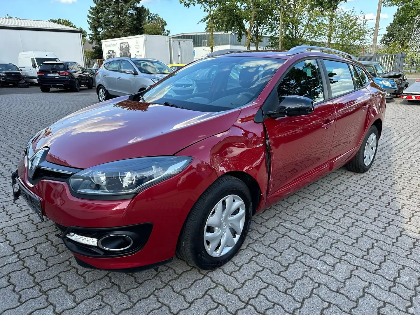 Renault Megane III Grandtour Limited Rot - 1