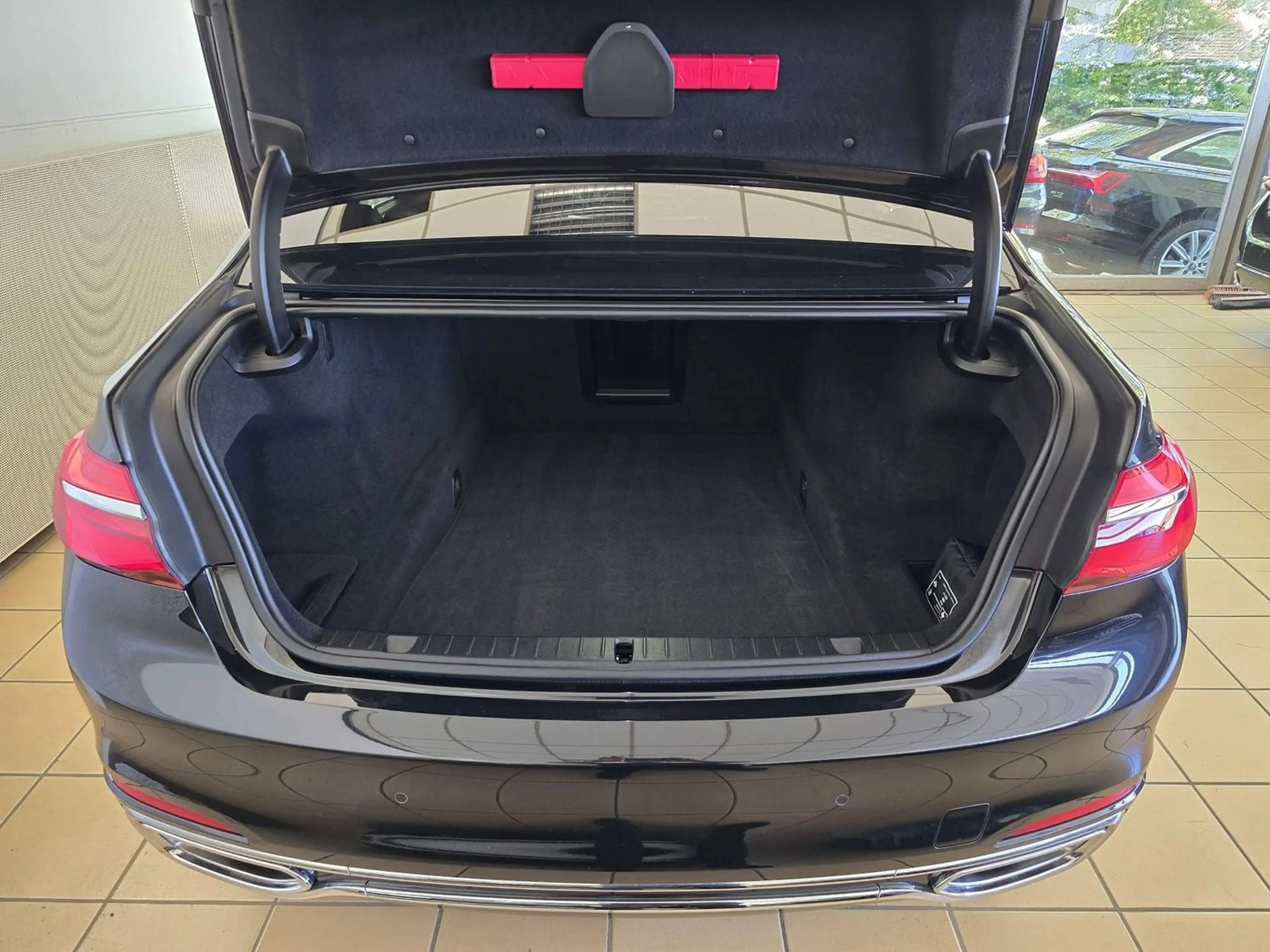 BMW 740 d xDrive Laser 360 Kamera Digital Massage Touch — photo 7