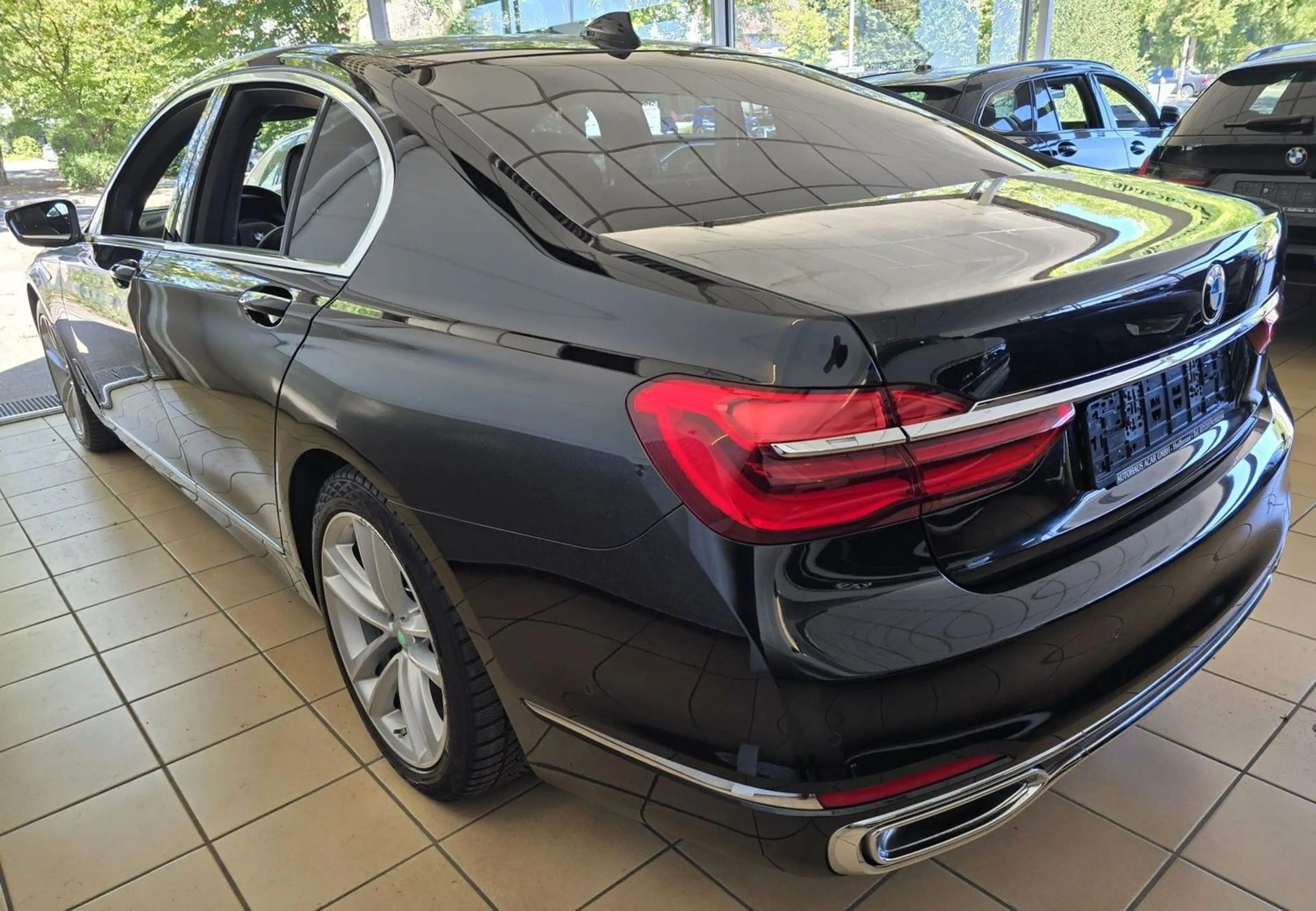 BMW 740 d xDrive Laser 360 Kamera Digital Massage Touch — photo 4