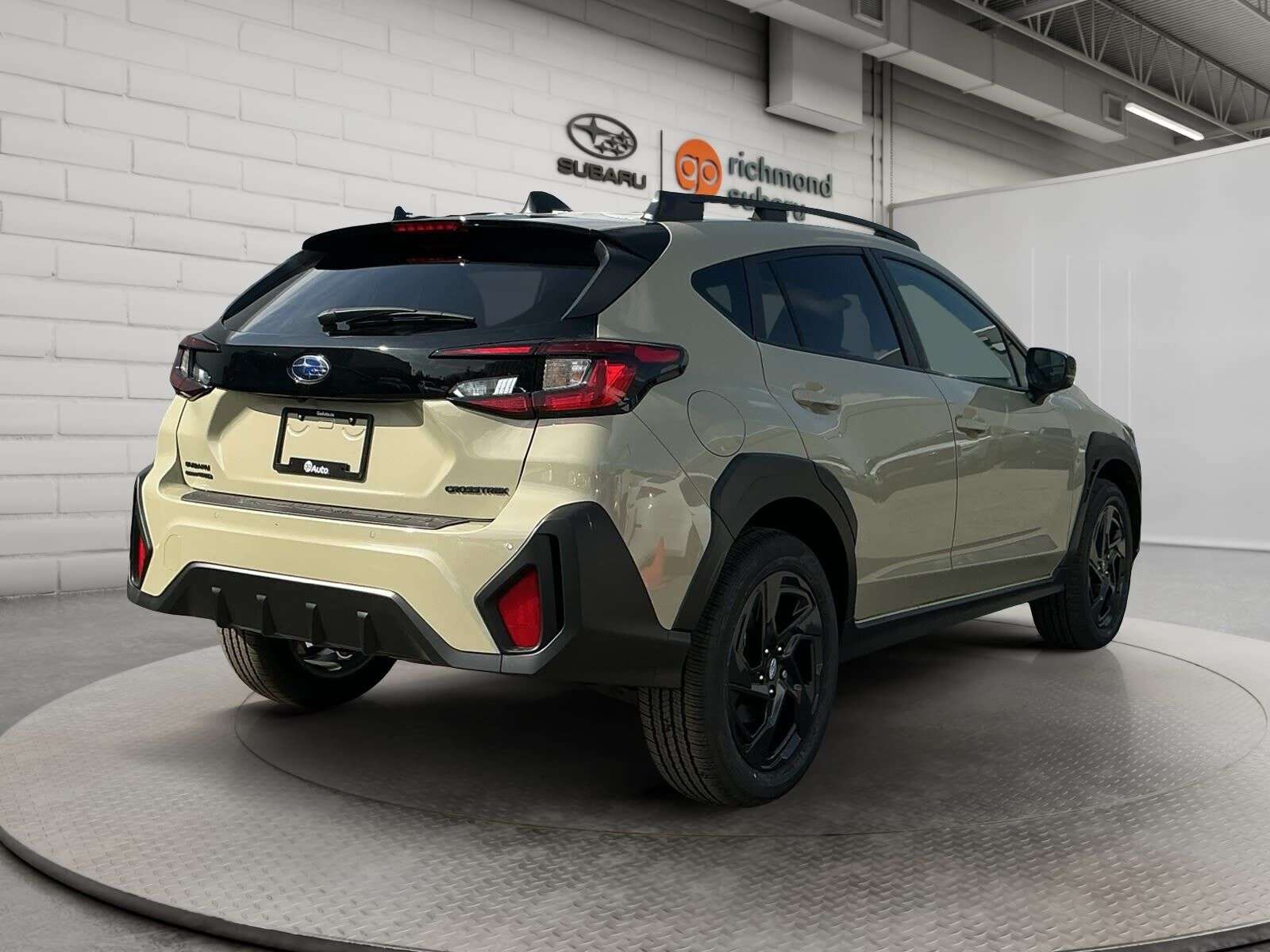 2026 Subaru Crosstrek Onyx DEMO | WE BEAT ANY SUBARU DEAL — снимка 1