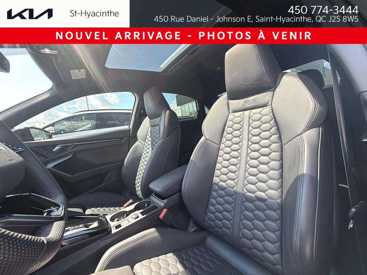 2025 Audi RS3 2.5 TFSI quattro // JAMAIS ACCIDENTÉ // PPF // TRÈ — снимка 1