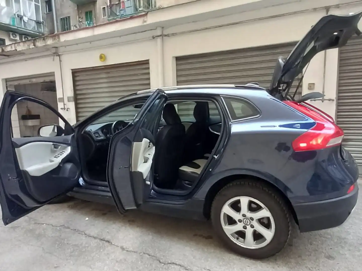 Volvo V40 Cross Country V40 II 2012 Cross Country 1.6 d2 Momentum Blu/Azzurro - 1