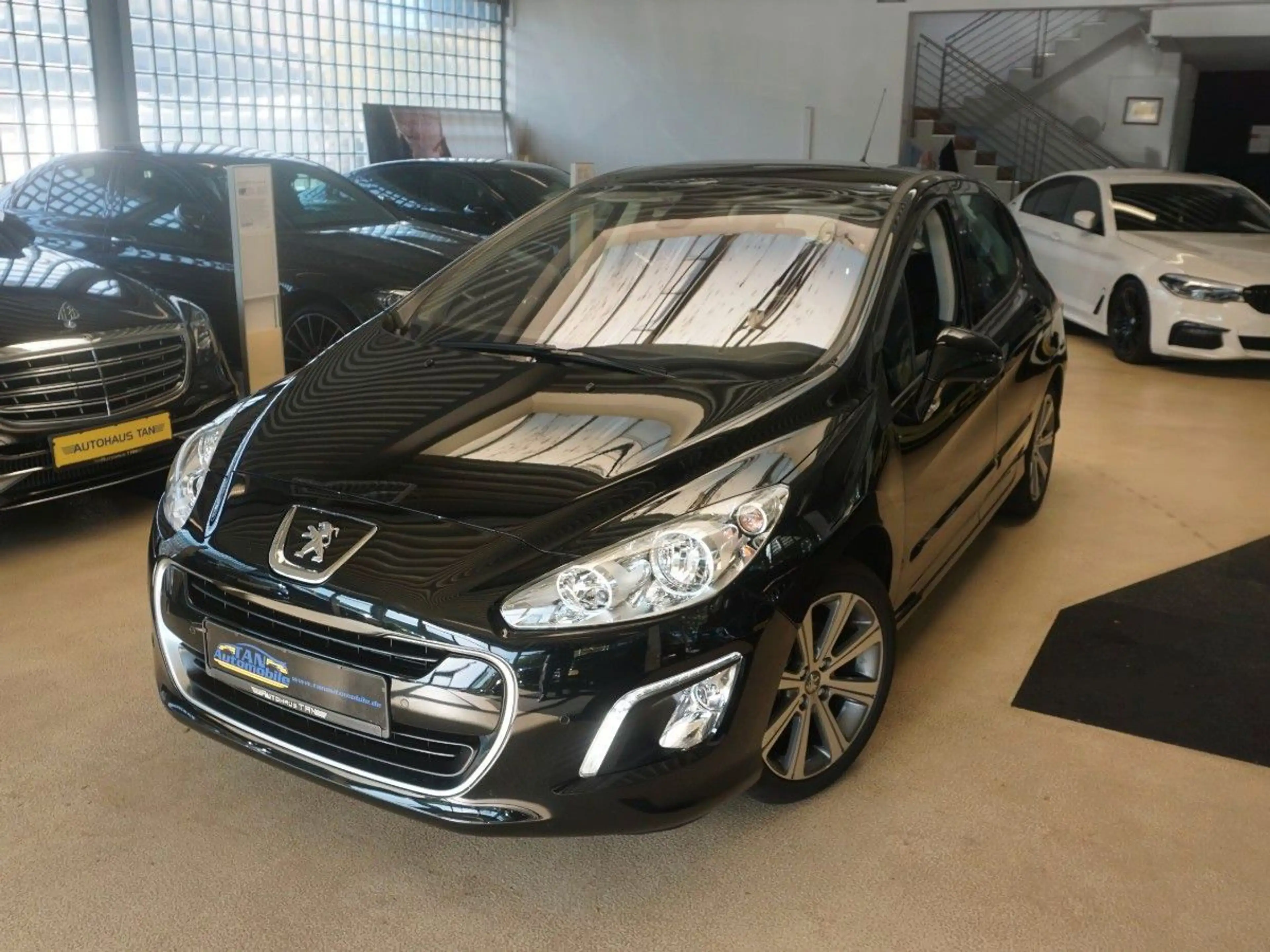 Peugeot 308 Allure *1.Hand*Panoramadach*