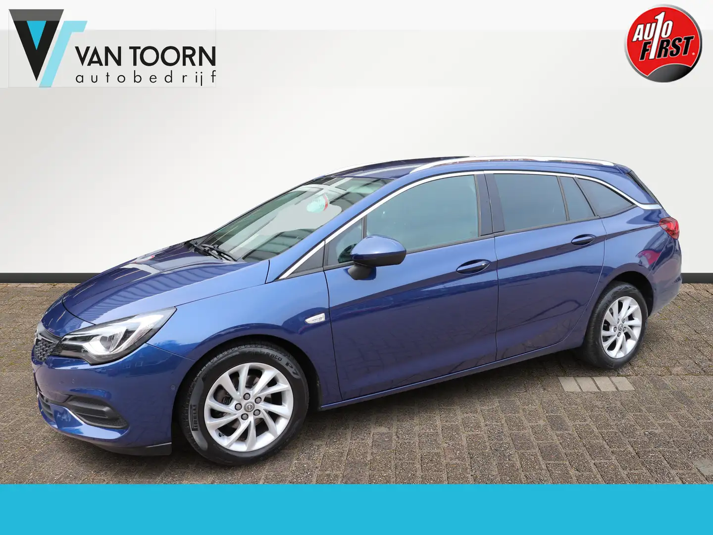 Opel Astra Sports Tourer 1.4 Elegance automaat. 146pk, Naviga Bleu - 1
