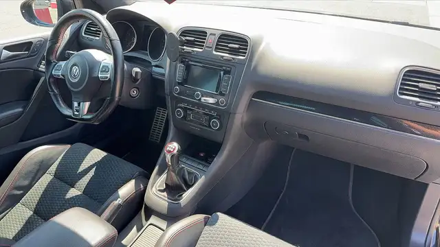 Volkswagen Golf view 10