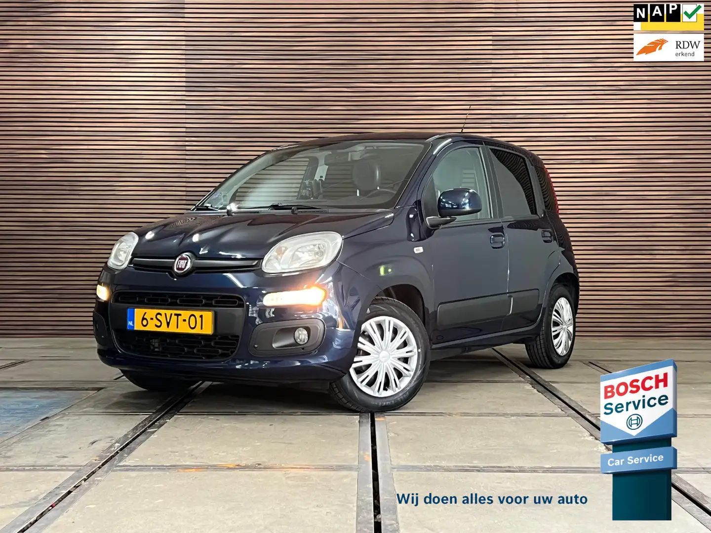 Fiat Panda 0.9 TwinAir Lounge Blauw - 1
