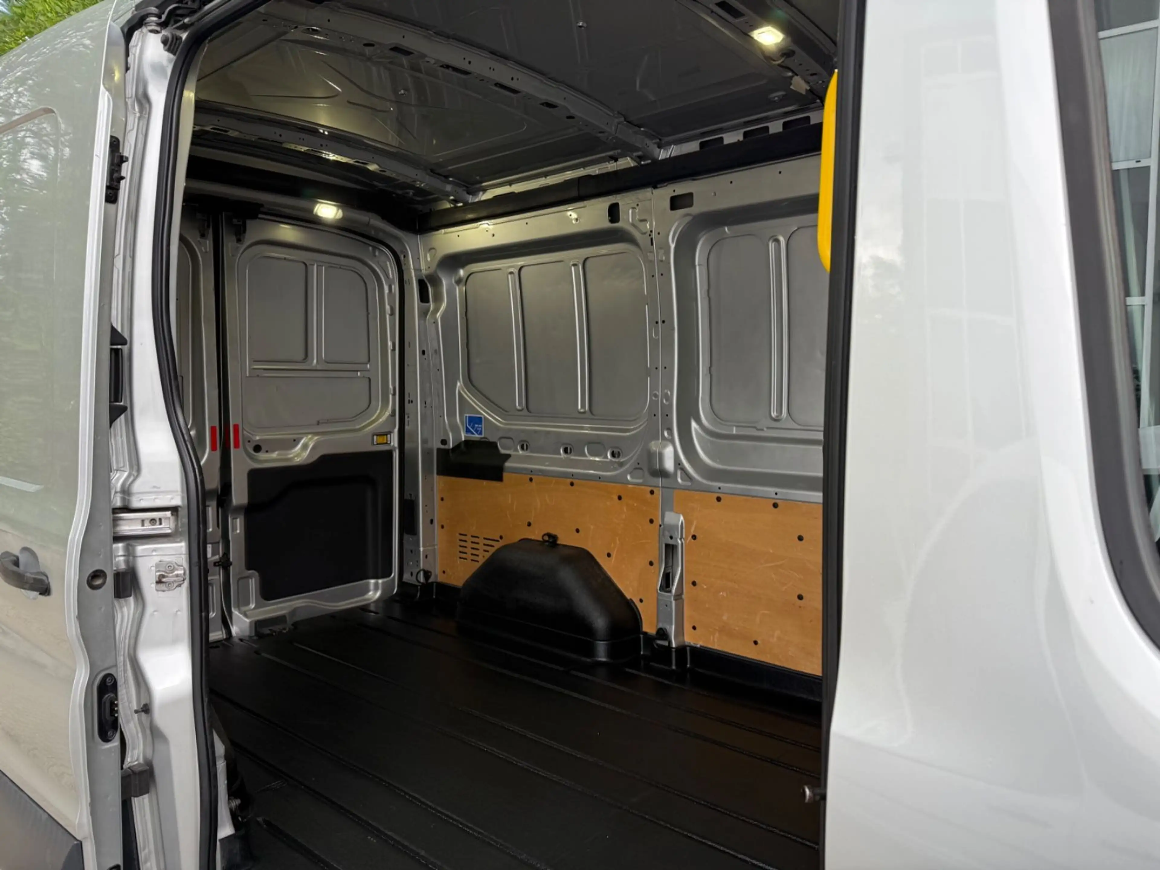 Ford Transit TRANSIT LANG & HOCH SHZ PDC ZAHNRIEMEN NEU — photo 9