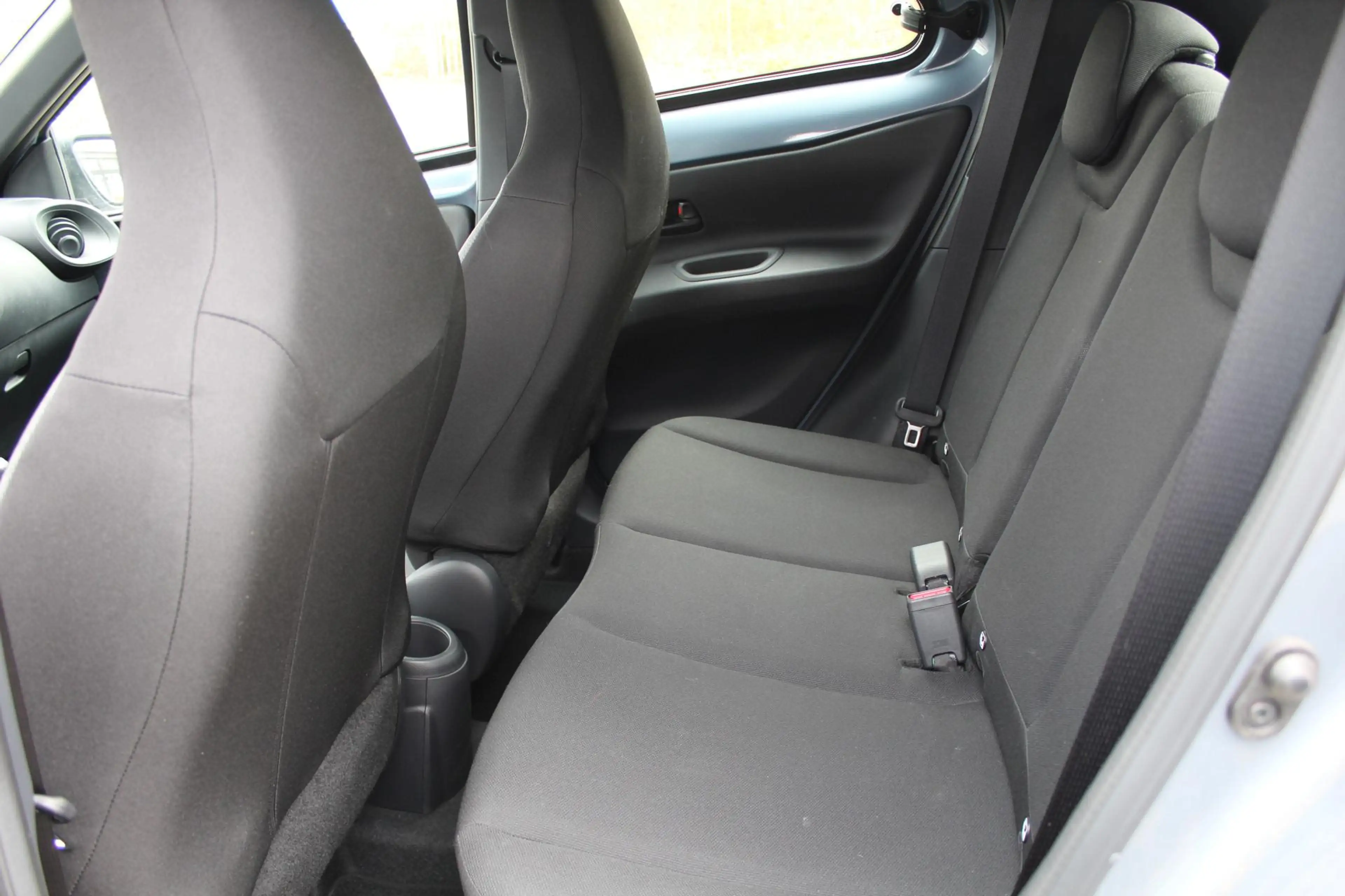 Toyota Aygo X 1.0 VVT-i MT Play | Rijklaar | NL-auto | Apple/And — photo 11