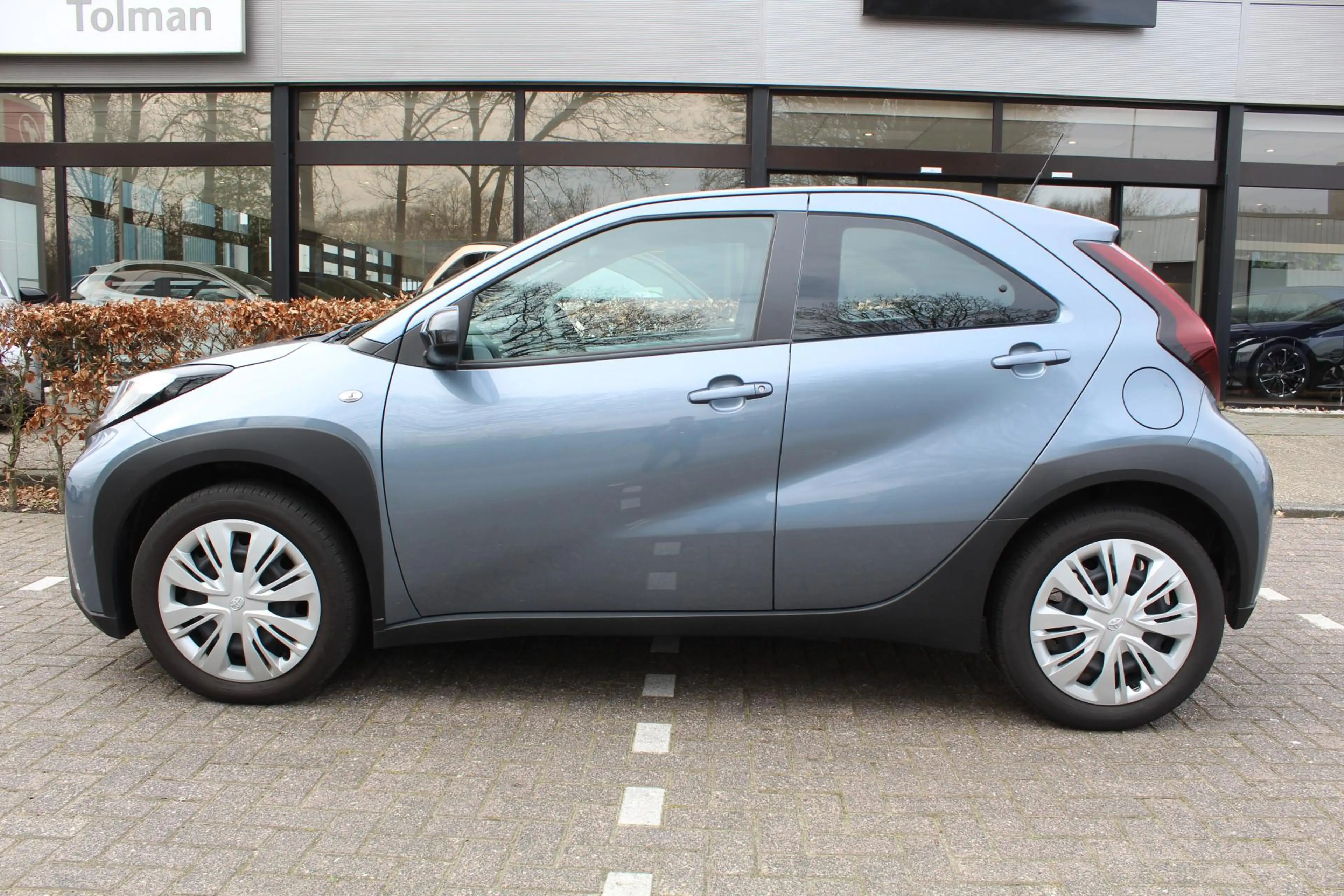 Toyota Aygo X 1.0 VVT-i MT Play | Rijklaar | NL-auto | Apple/And — photo 2