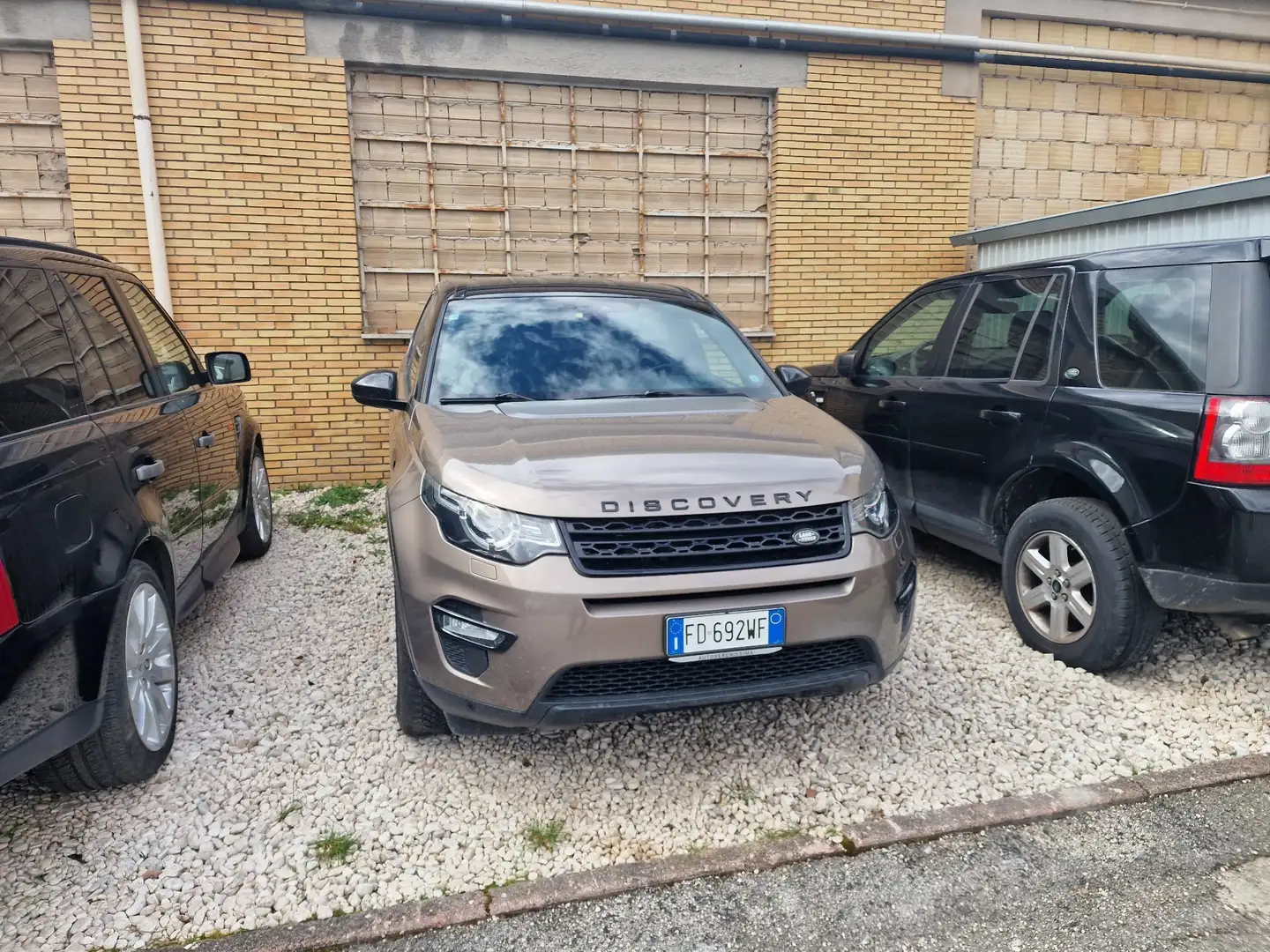 Land Rover Discovery Sport 2.0 td4 HSE awd 150cv Brown - 1