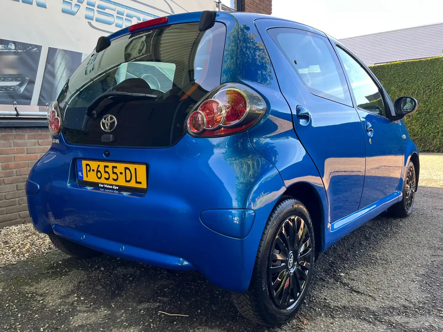Toyota Aygo 1.0 VVT-i Comfort|Airco|Elec-pakket|5-drs| Blauw - 2