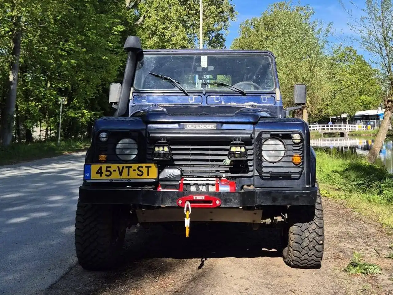 Land Rover Defender 2.5 TD5 90, foto 3