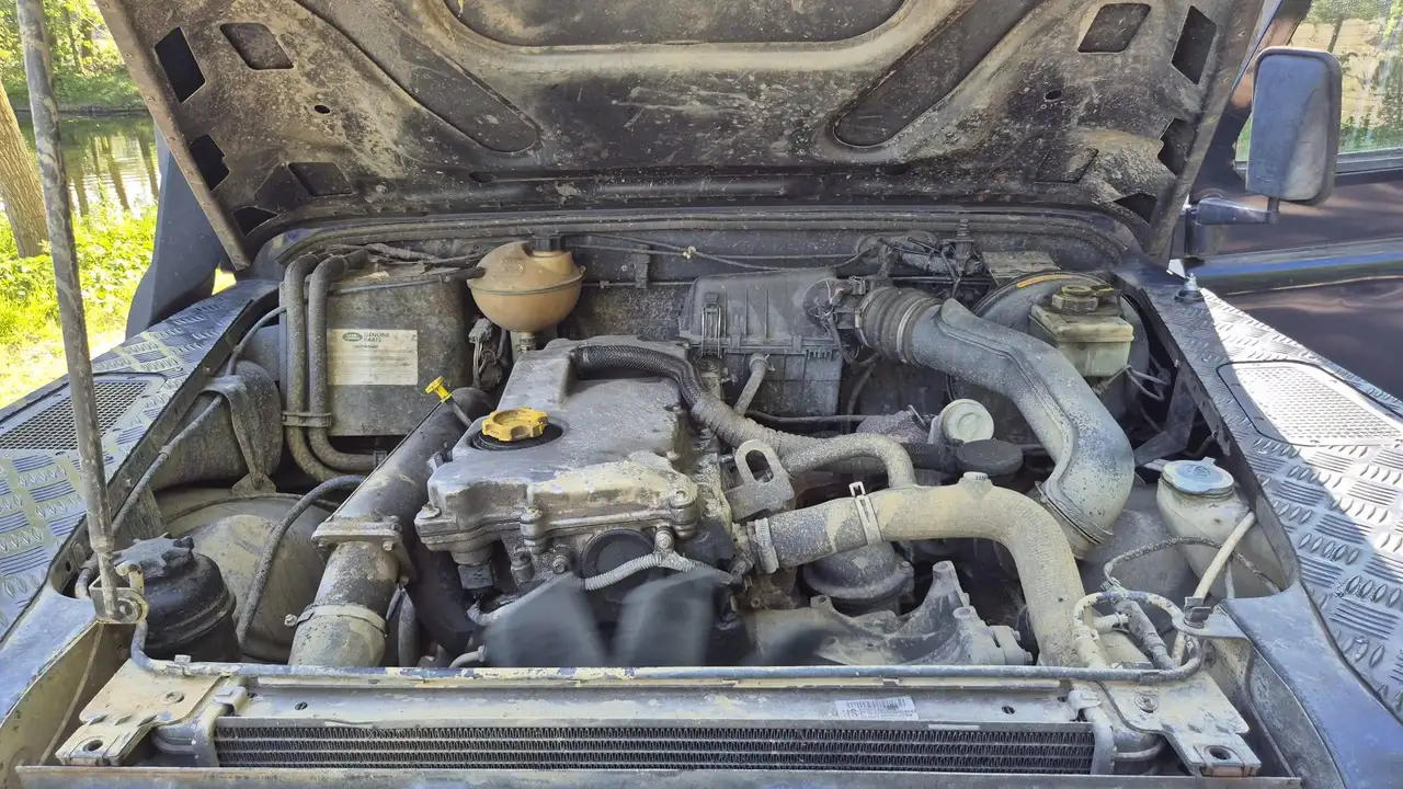 Land Rover Defender 2.5 TD5 90, foto 10