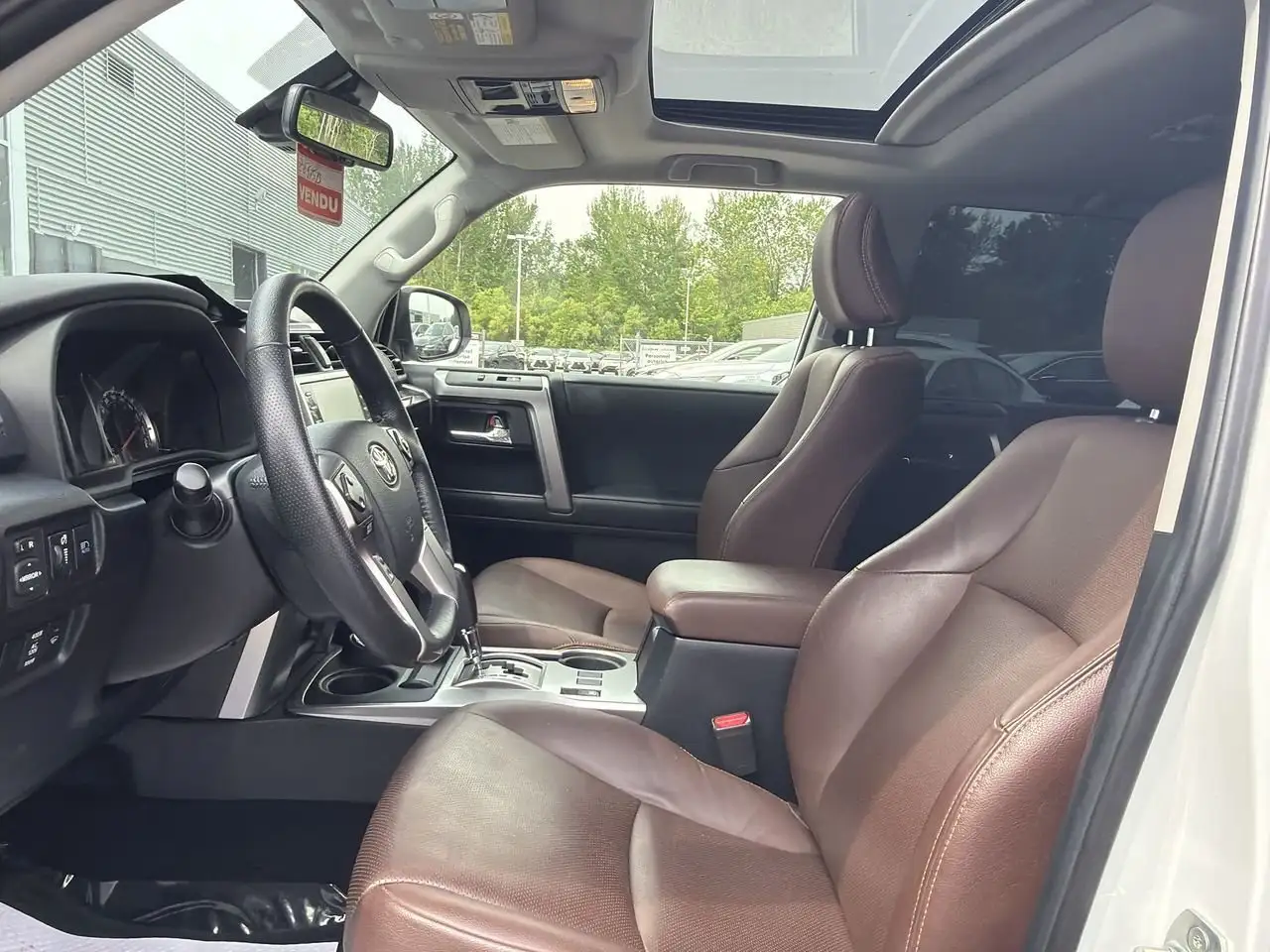 Toyota 4-Runner снимка Toyota 4-Runner