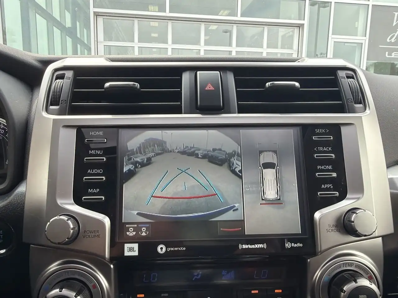 Toyota 4-Runner снимка Toyota 4-Runner