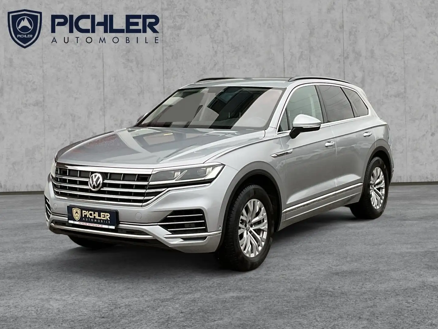 Volkswagen Touareg Elegance TDI SCR 4MOTION Silber - 1