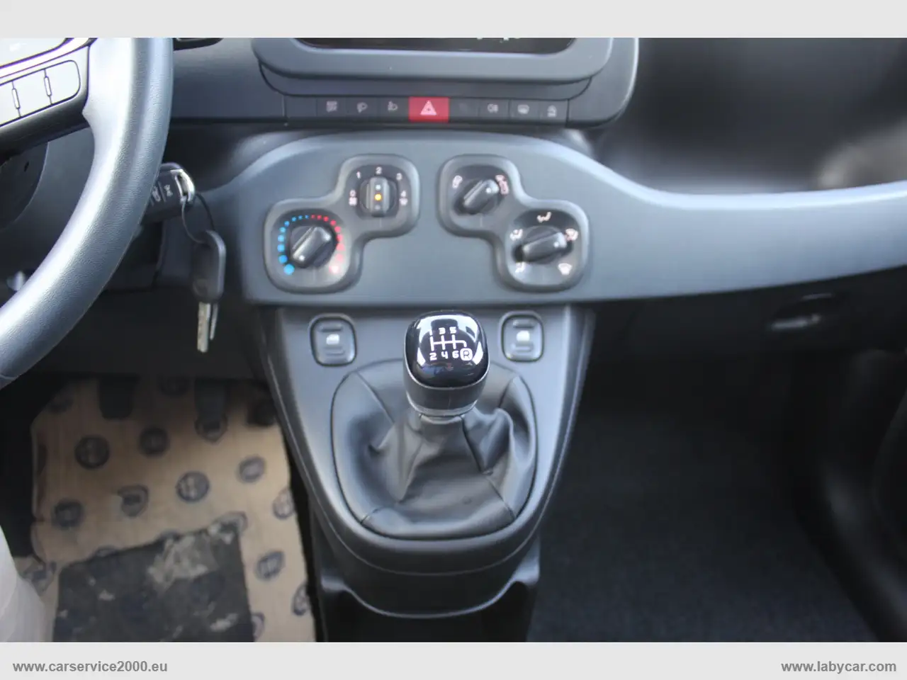 Fiat Panda 1.0 FireFly S&S Hybrid Pandina 16