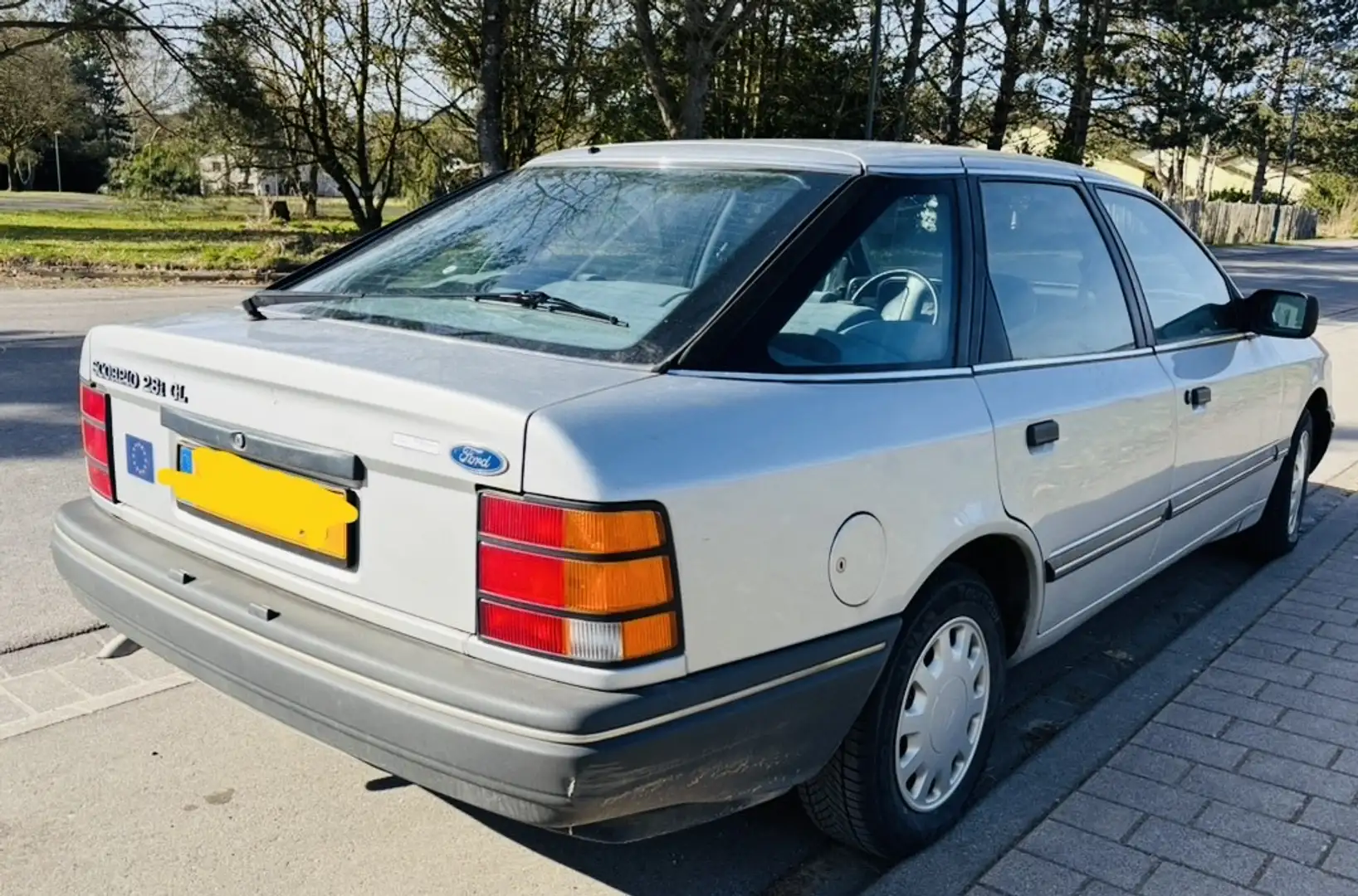 Ford Scorpio GL - 1