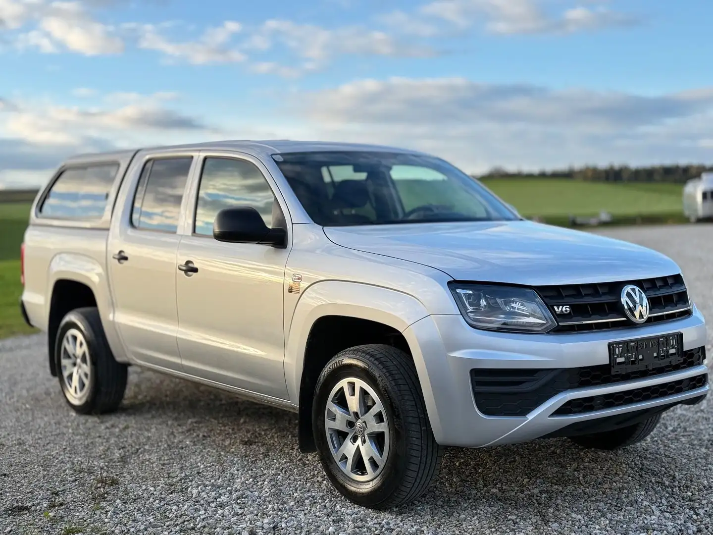 Volkswagen Amarok DoubleCab 4Motion Silber - 1