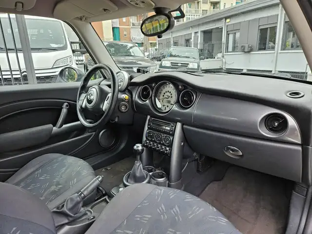 Mini One view 7