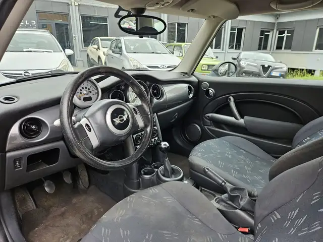 Mini One view 6