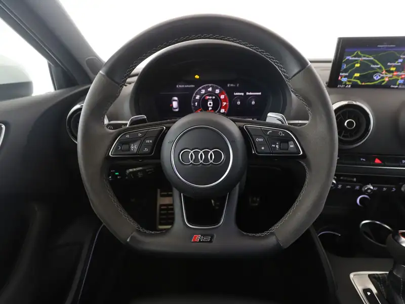 Annonce voiture d'occasion Audi RS3 - CARADIZE