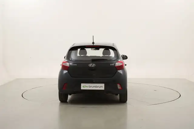 Hyundai I10 view 4