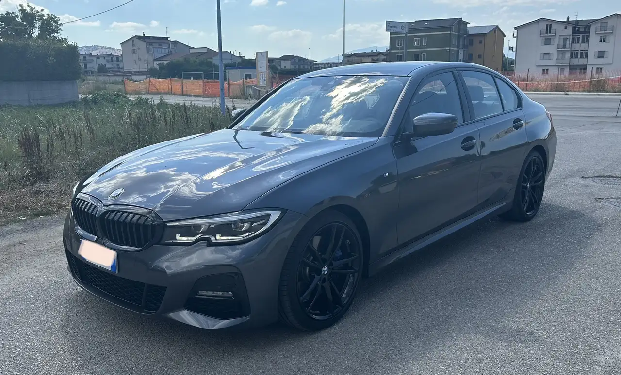 BMW 320