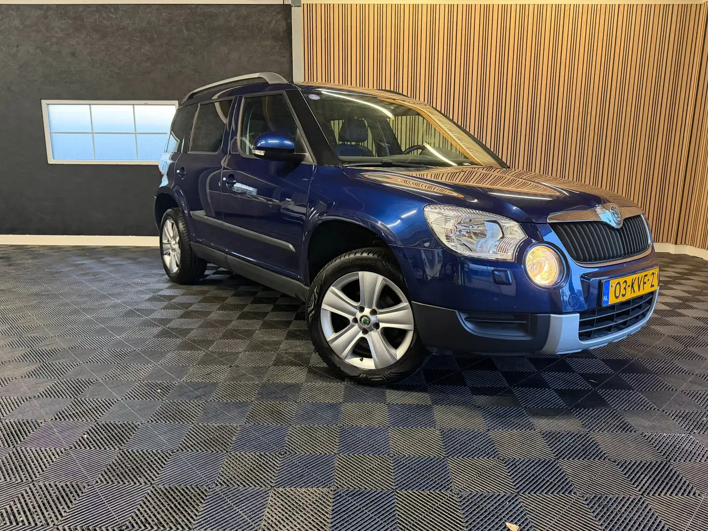 Skoda Yeti 1.2 TSI Elegance Clima Pdc Trekhaak Blauw - 2