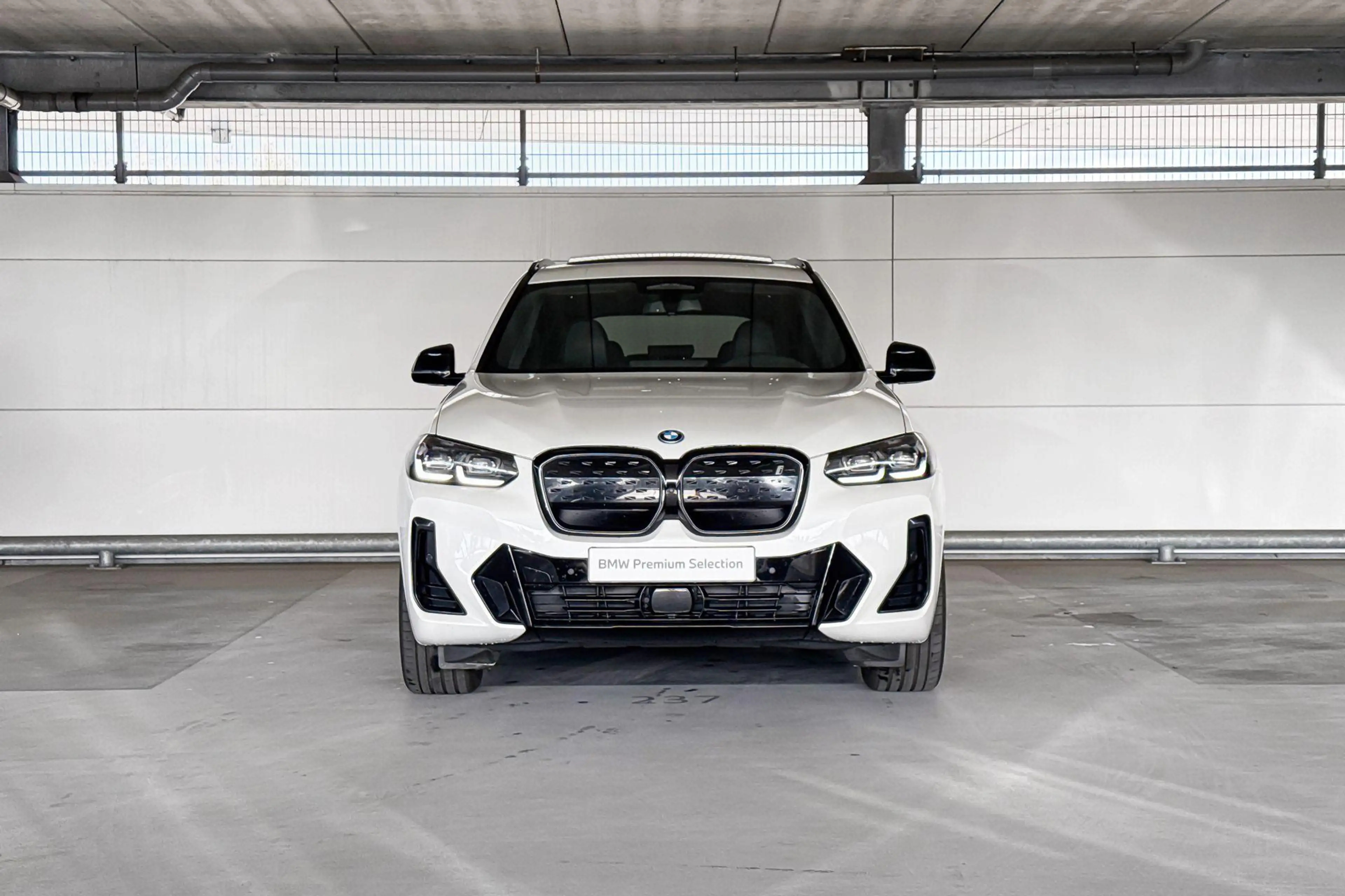 BMW iX3 High Executive 80 kWh — photo 5