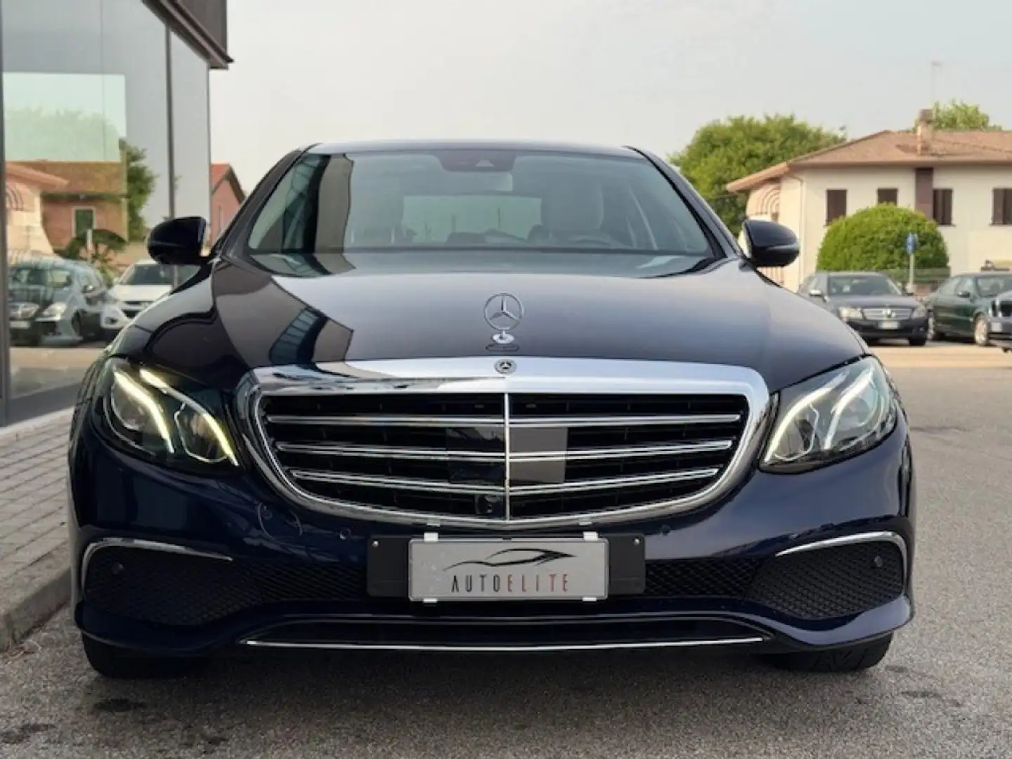 Mercedes-Benz E 400 d 4Matic 340CV Auto Exclusive Blu/Azzurro - 2