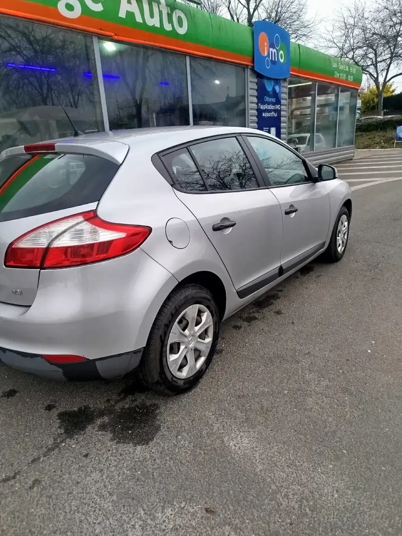 Renault Megane Mégane Estate III 1.5 dCi 110 FAP eco2 Dynamique - 2
