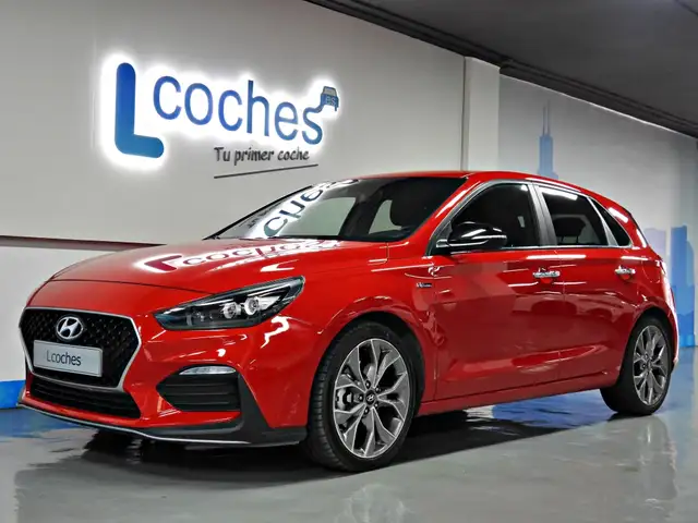 Hyundai i30 view 4