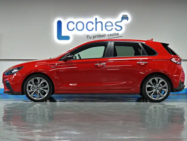 Hyundai i30 view 2