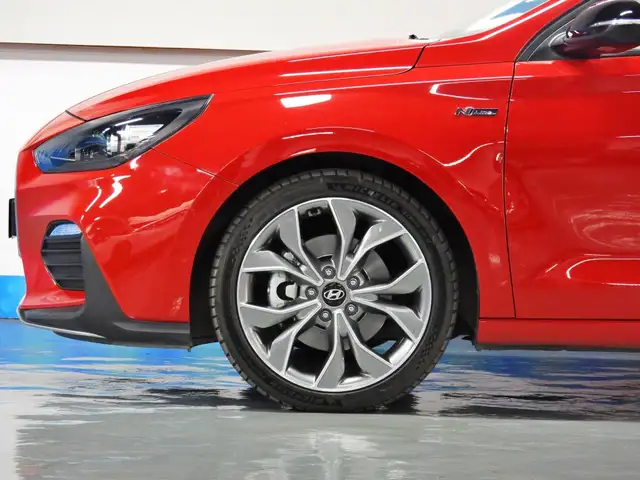 Hyundai i30 view 3