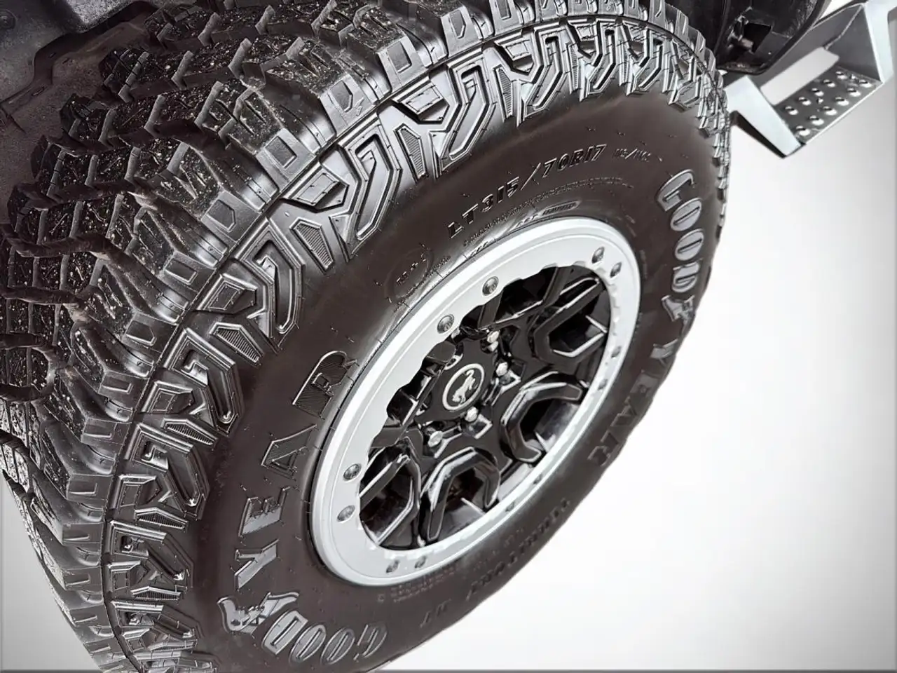 Ford Bronco снимка Ford Bronco
