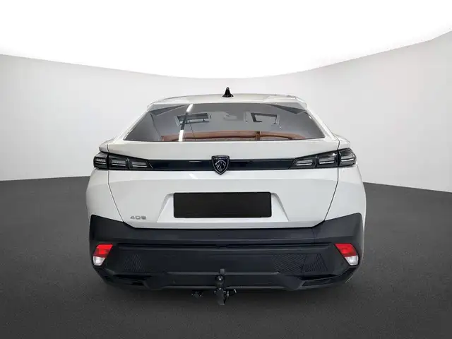 Peugeot 408 view 4