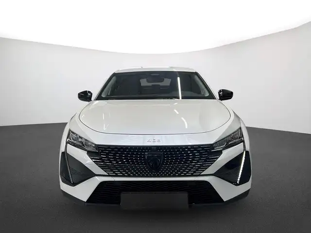 Peugeot 408 view 3