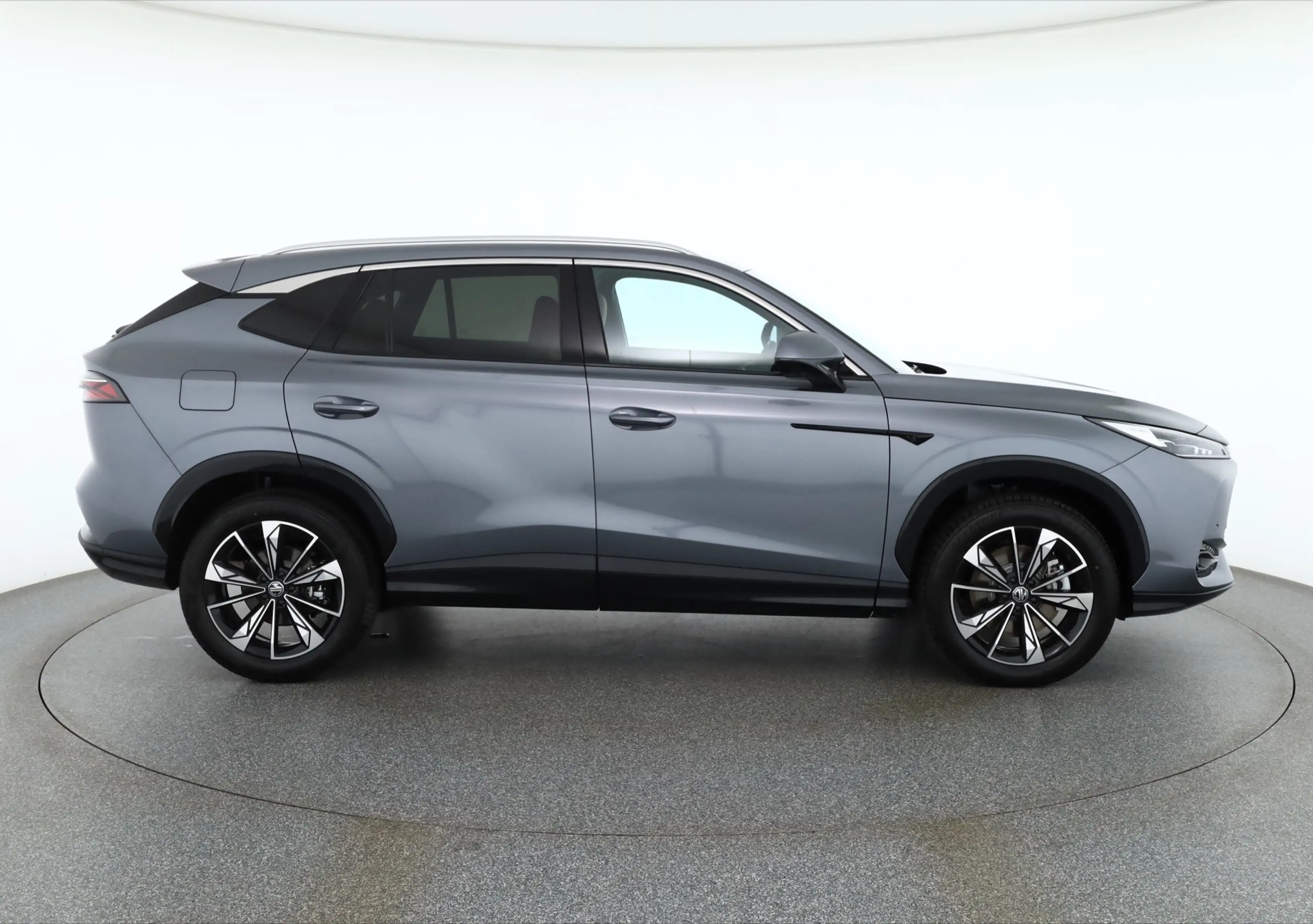 MG HS 1.5 T-GDI Hybrid+ Luxury Aut. LED ACC Navi — photo 6