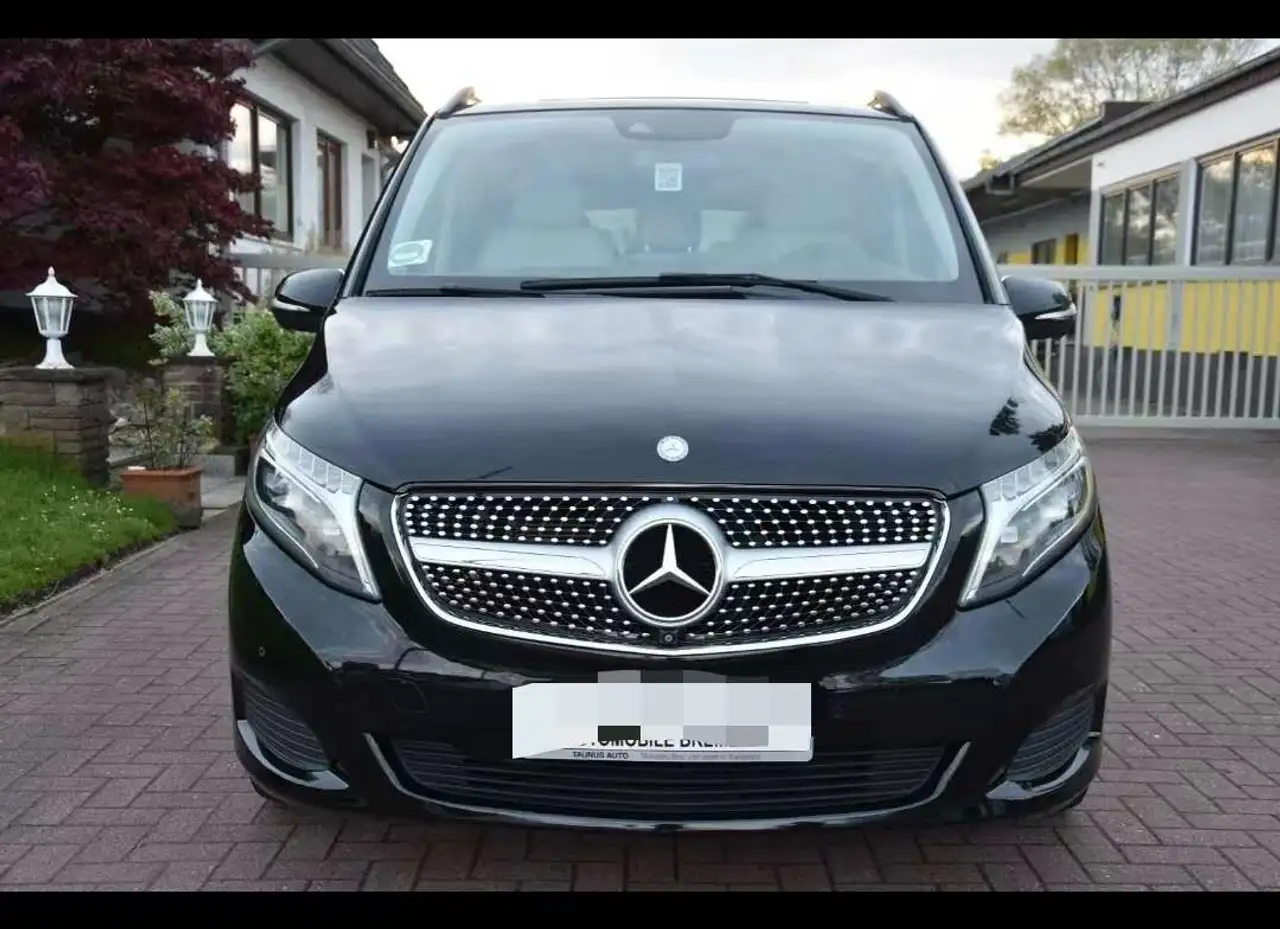 Mercedes-Benz V 250