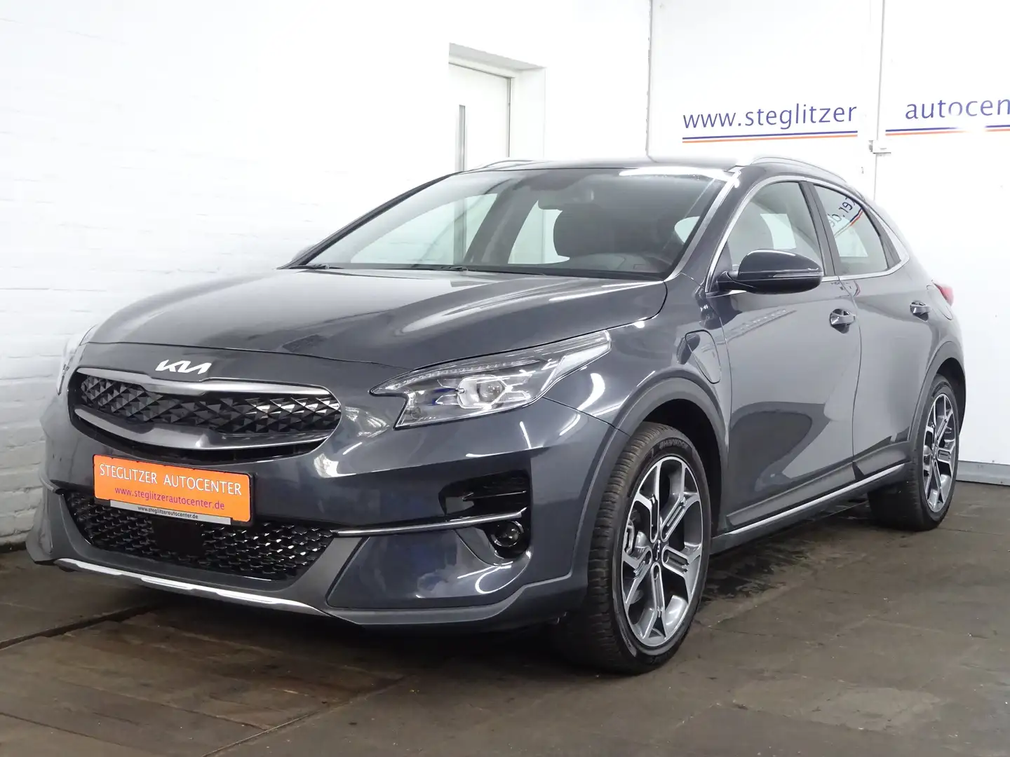Kia XCeed 1.6 PHEV Spirit DCT ACC/AHK/LED/Kamera/Navi/PDC Gris - 1