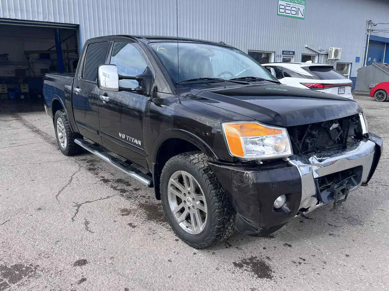 Nissan Titan снимка Nissan Titan