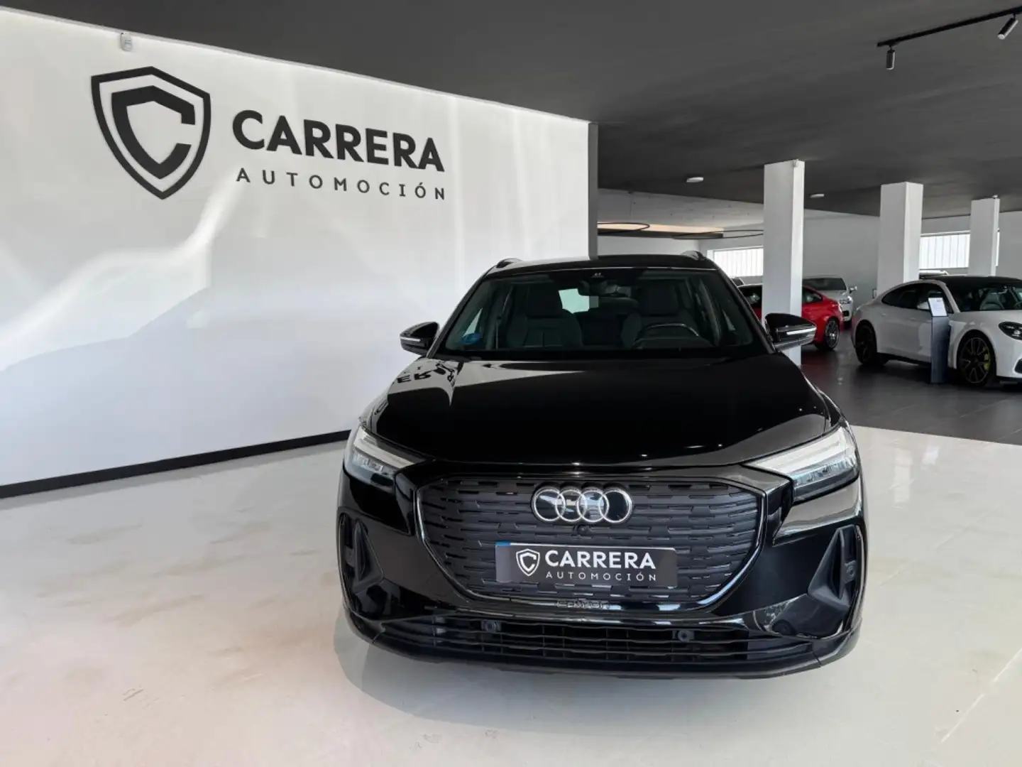 Audi Q4 e-tron 40 S Line 82KWh Negro - 2