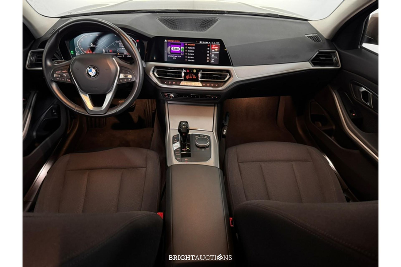 BMW 318 3 Serie d Executive Edition — photo 13
