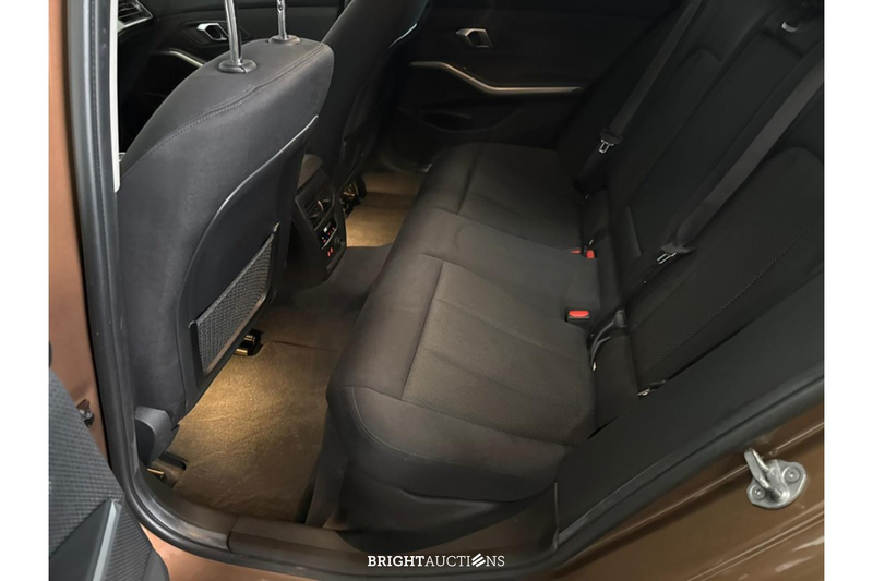 BMW 318 3 Serie d Executive Edition — photo 10