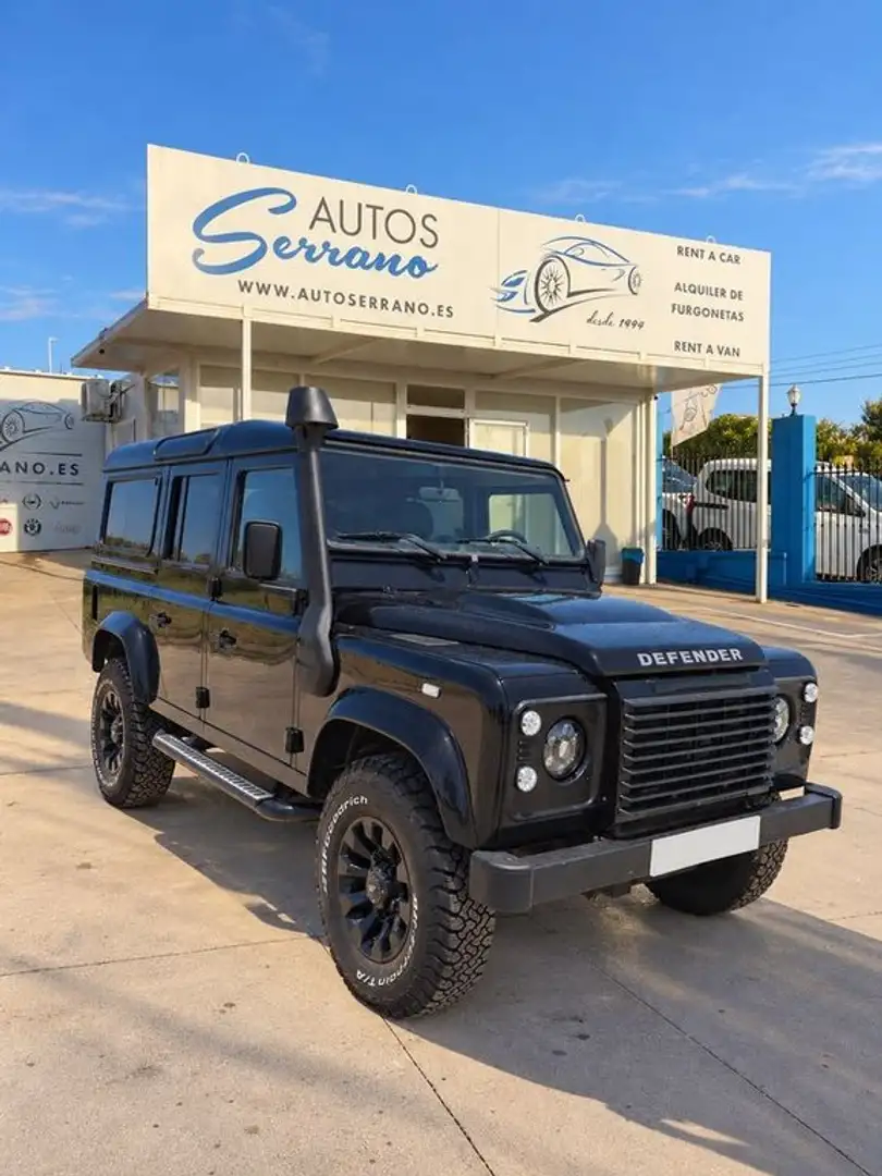 Land Rover Defender 110 SW SE Negro - 1