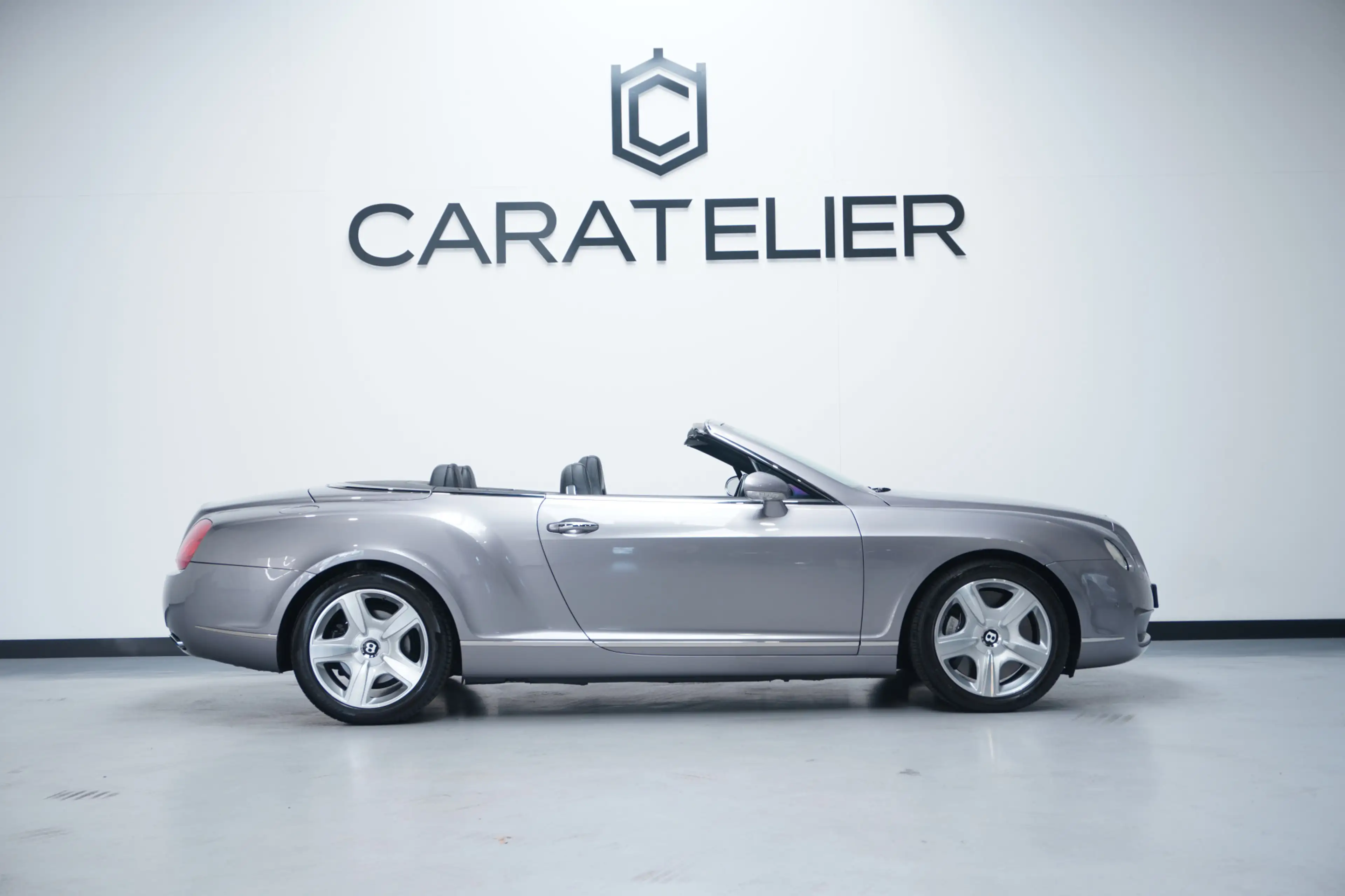 Bentley Continental GTC 6.0 W12 / Orgineel NL — photo 6