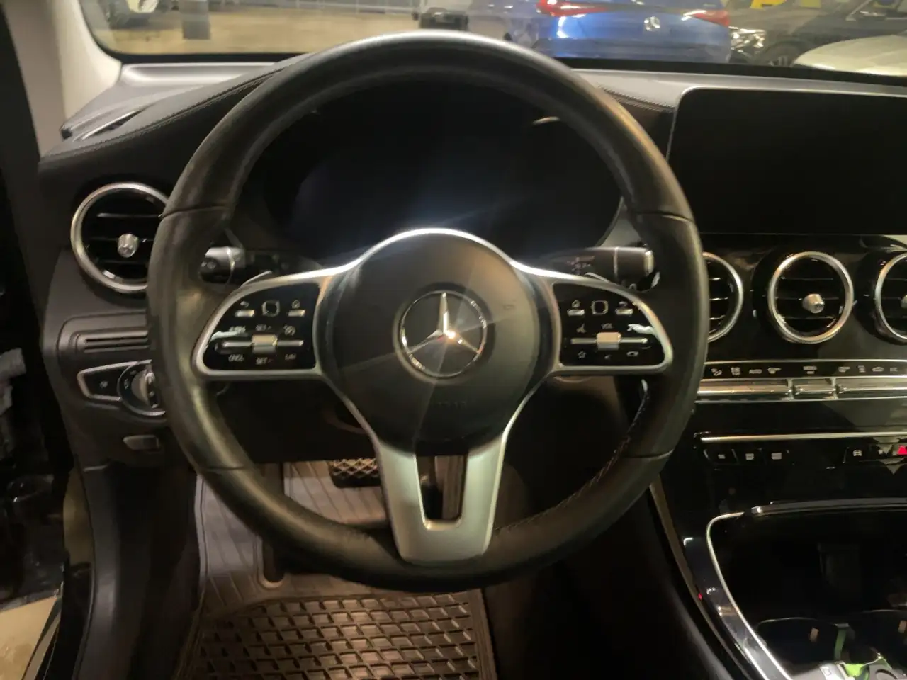 Mercedes-Benz GLC 300 de 4MATIC 10